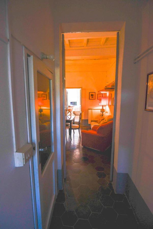 Apartment Il Duomo Poggio Mirteto Bagian luar foto