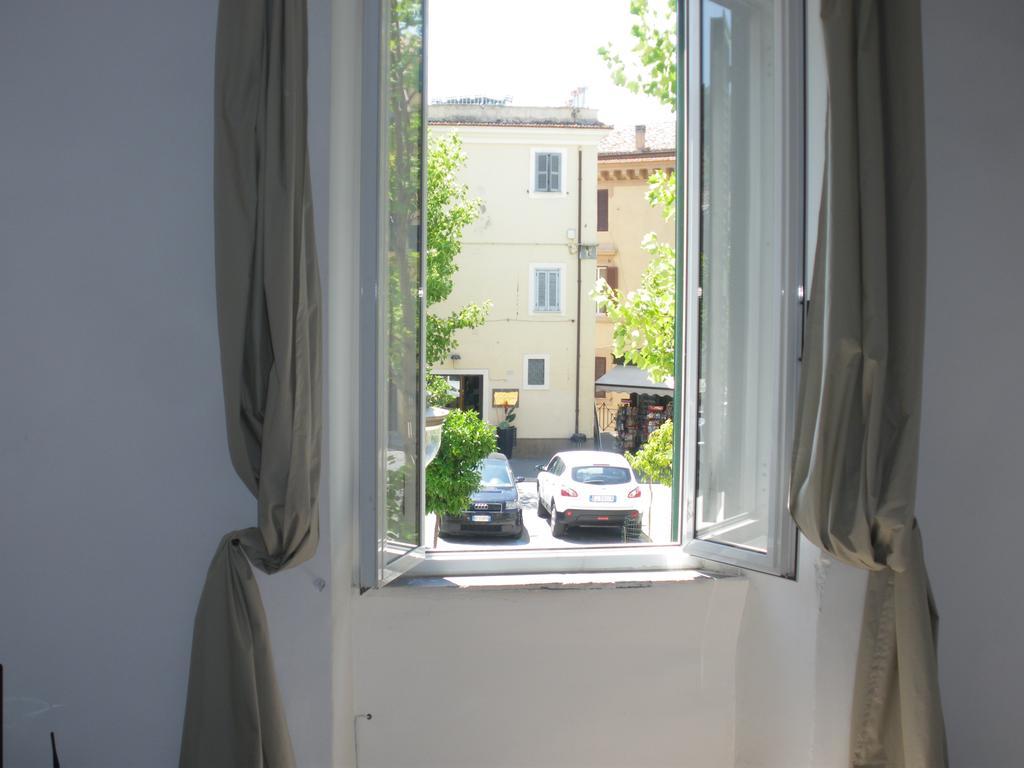 Apartment Il Duomo Poggio Mirteto Bagian luar foto
